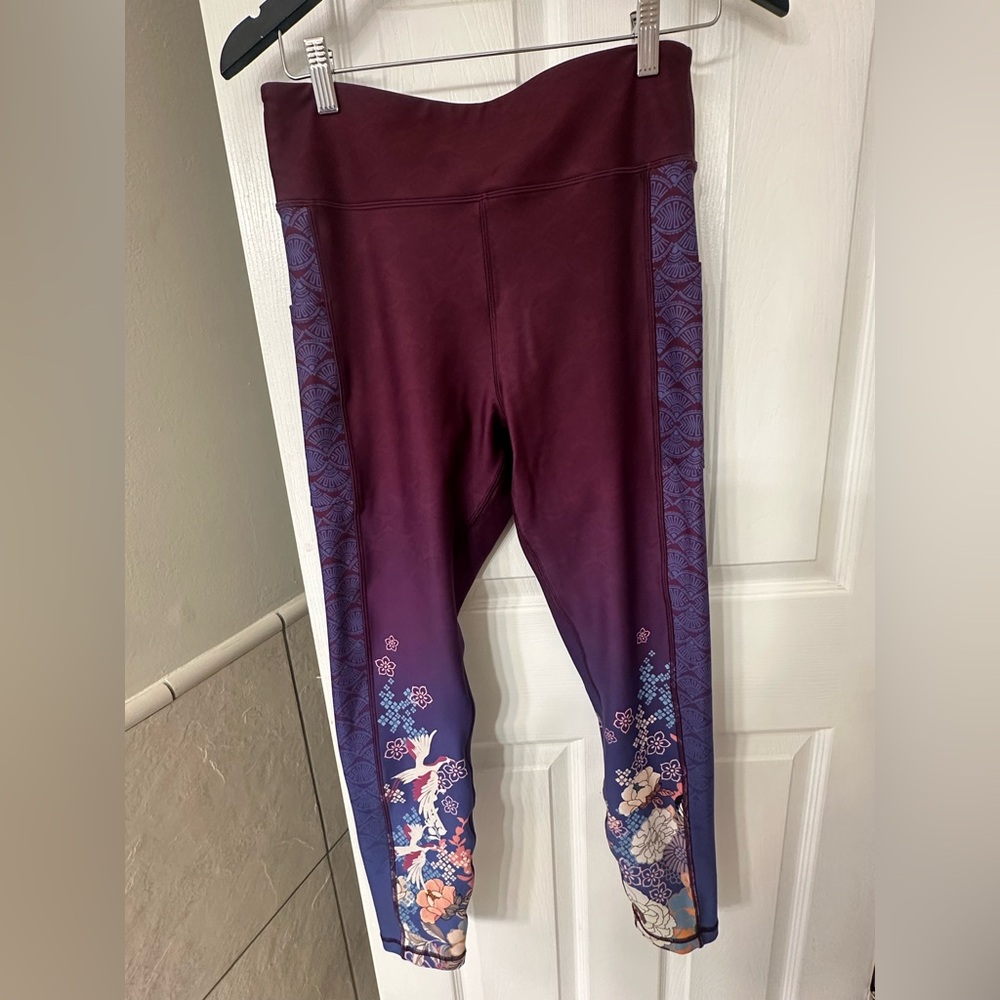 Women’s JOHNNY WAS Purple Floral Print Active Leggings